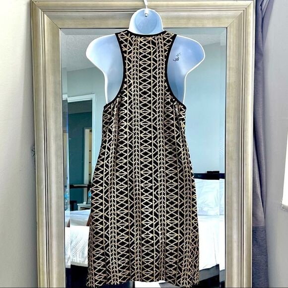 LAUNDRY BY SHELLI SEGAL Black Gold Sequined Sleeveless Sheath Dress Size M - Picture 3 of 7